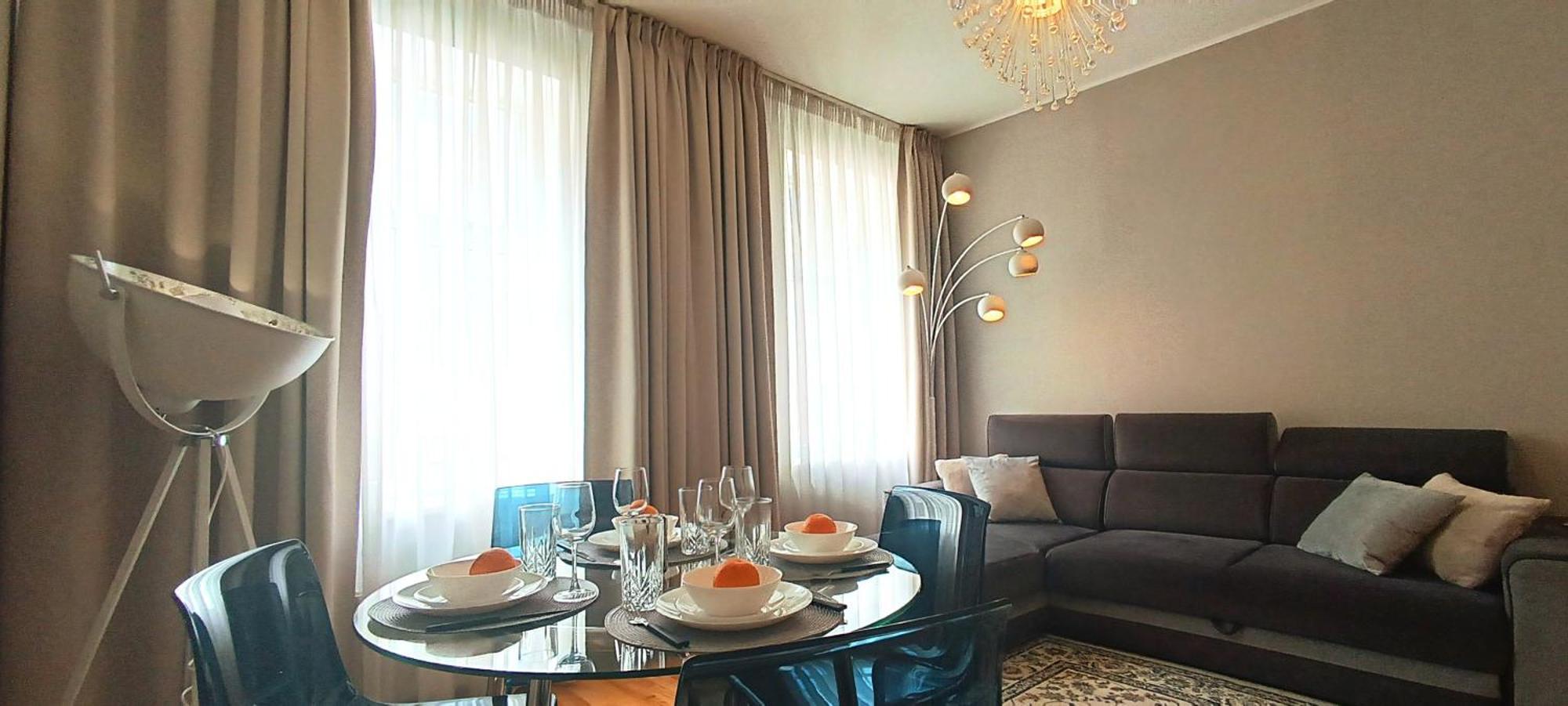 Old Town 2 Bedroom Apartment Near Dome Square & Scenic Waterfront Riga Eksteriør bilde